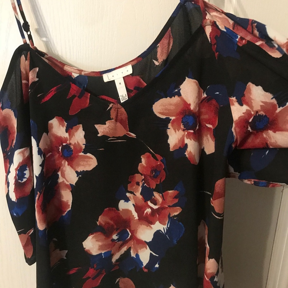 Leith Floral Cold Shoulder Blouse